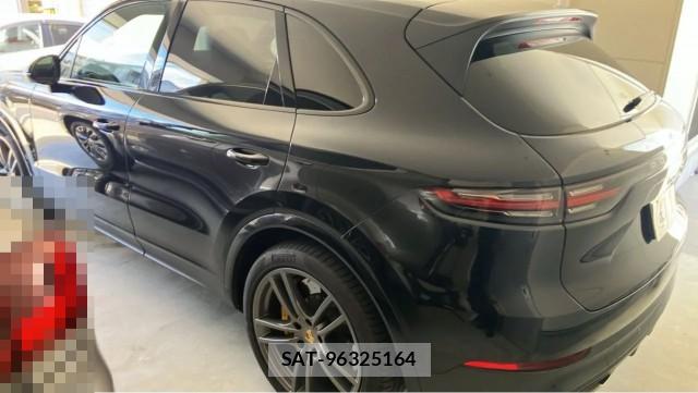 Porsche CAYENNE 2019-04 8550276-13