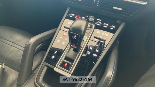 Porsche CAYENNE 2019-04 8550276-14