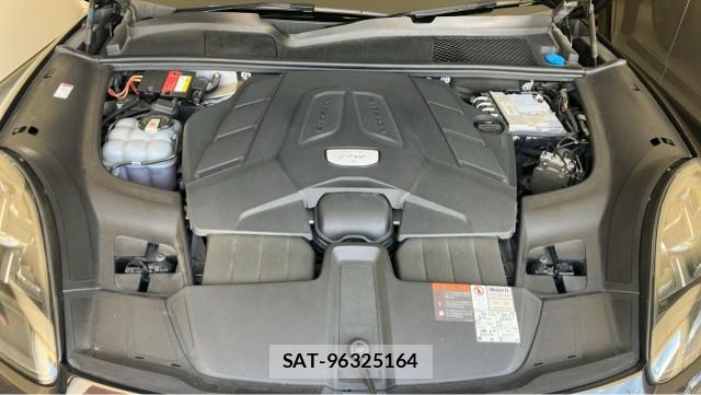 Porsche CAYENNE 2019-04 8550276-7
