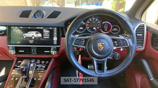 Porsche CAYENNE 2019-04 8550373-16
