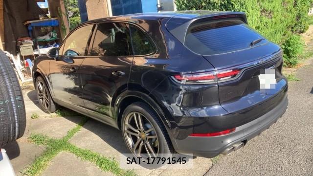 Porsche CAYENNE 2019-04 8550373-3