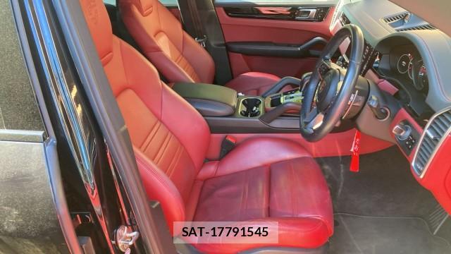 Porsche CAYENNE 2019-04 8550373-5