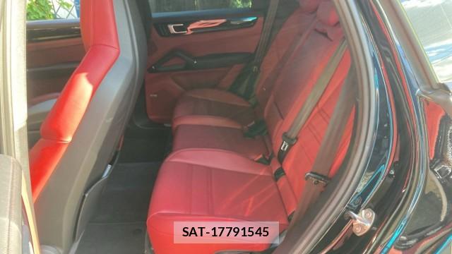Porsche CAYENNE 2019-04 8550373-6
