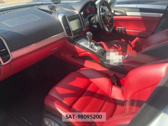 Porsche CAYENNE 2015-04 8550441-5