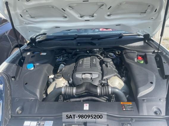Porsche CAYENNE 2015-04 8550441-7