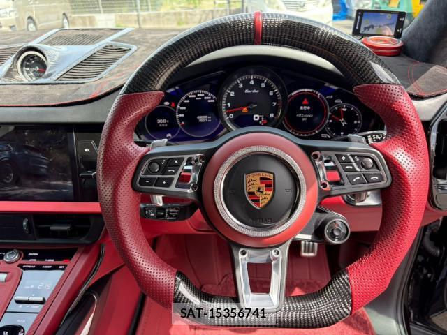 Porsche CAYENNE 2018-07 8550515-17