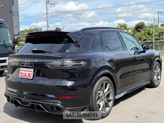 Porsche CAYENNE 2018-07 8550515-2