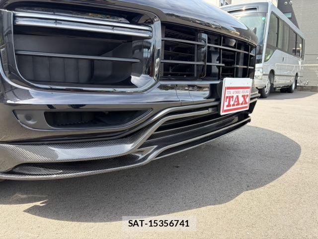 Porsche CAYENNE 2018-07 8550515-7