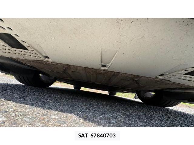 Porsche CAYMAN 2015-10 8548833-12