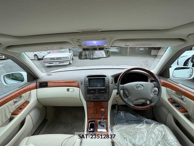 Toyota CELSIOR 2006-03 8546372-3
