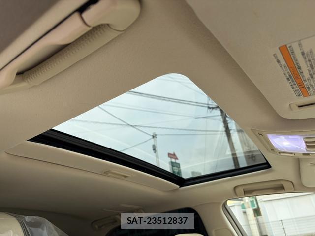 Toyota CELSIOR 2006-03 8546372-4