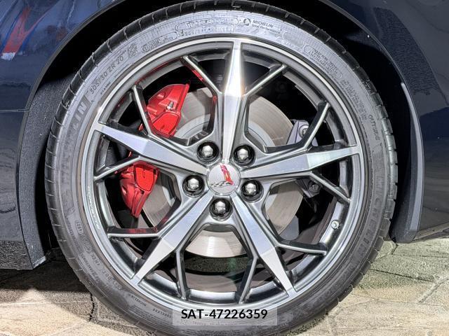 Chevrolet CORVETTE 2022-01 8548720-8