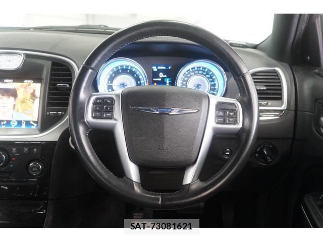 Chrysler 300 2015-06 8548519-19
