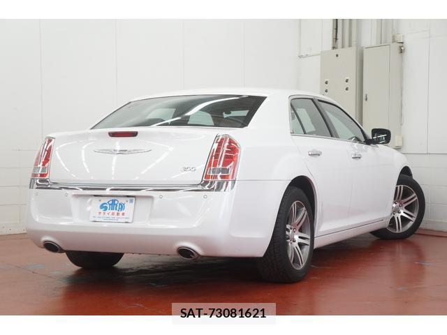 Chrysler 300 2015-06 8548519-4