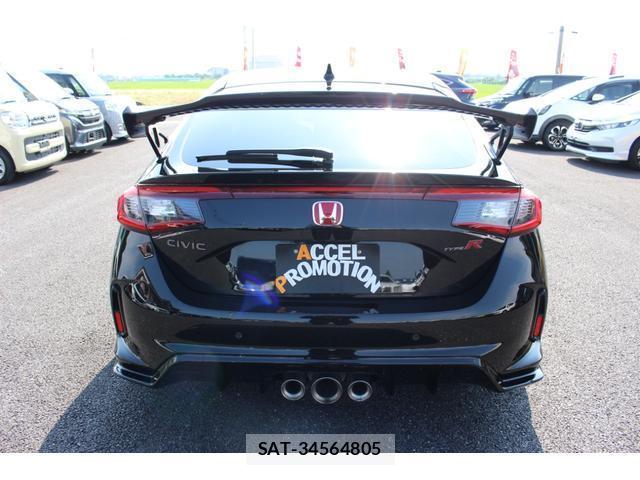 Honda CIVIC 2024-08 8545954-15