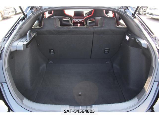 Honda CIVIC 2024-08 8545954-18