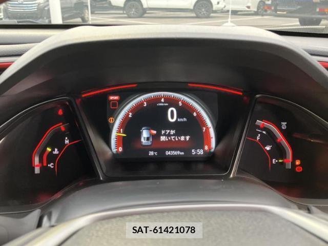 Honda CIVIC 2018-03 8548606-13
