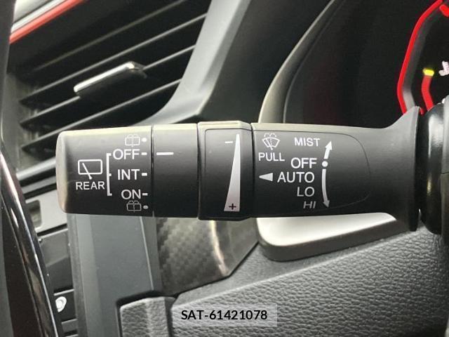 Honda CIVIC 2018-03 8548606-16