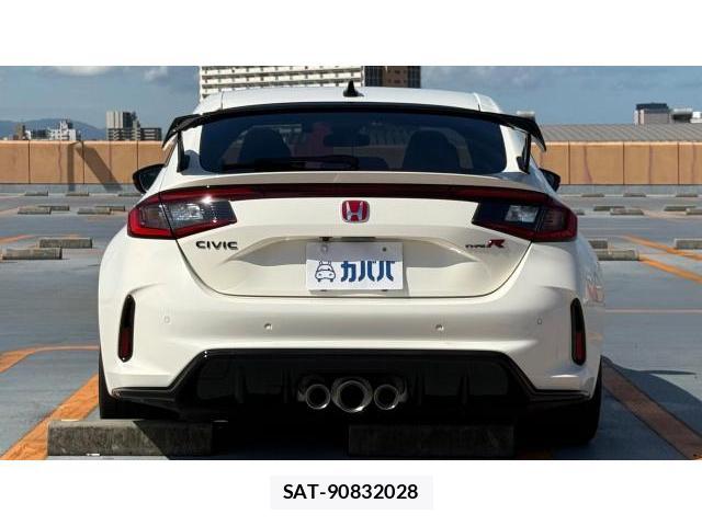 Honda CIVIC 2024-10 8548944-2