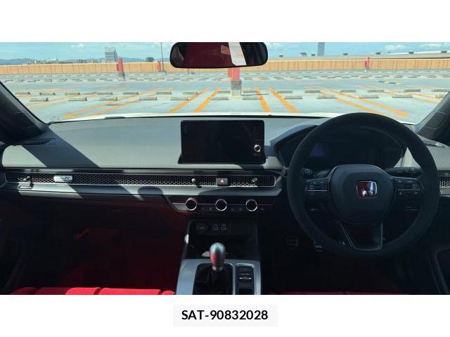 Honda CIVIC 2024-10 8548944-4