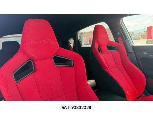 Honda CIVIC 2024-10 8548944-5