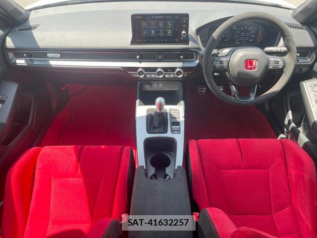Honda CIVIC 2025-01 8549241-1