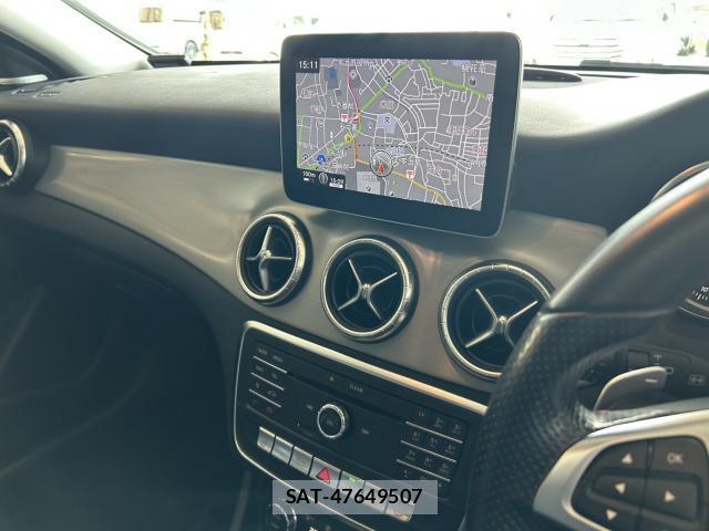 Mercedes Benz CLA-CLASS 2018-03 8550724-3