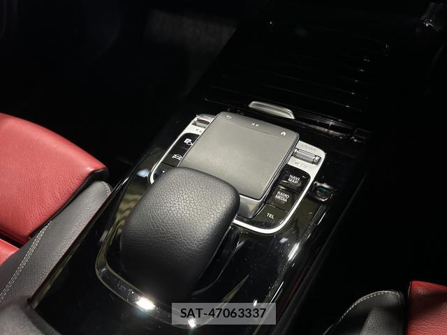 Mercedes Benz CLA-CLASS 2019-12 8551370-9