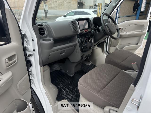 Nissan CLIPPER VAN 2025-03 8547943-10