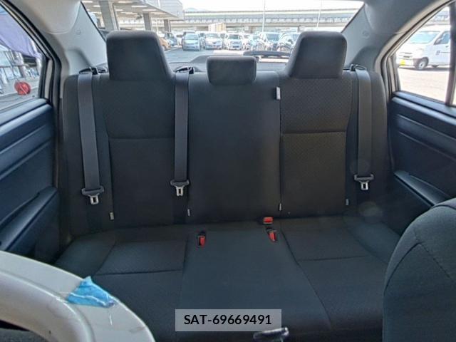 Toyota COROLLA AXIO 2024-05 8545845-3