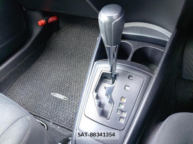 Toyota COROLLA AXIO 2021-08 8546566-11