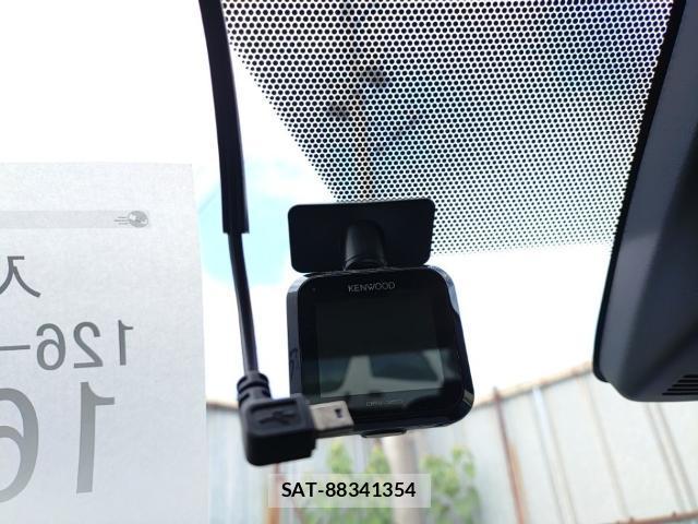 Toyota COROLLA AXIO 2021-08 8546566-16