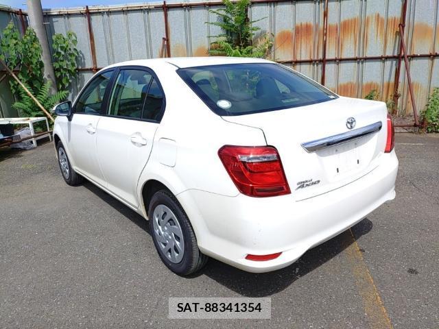 Toyota COROLLA AXIO 2021-08 8546566-5