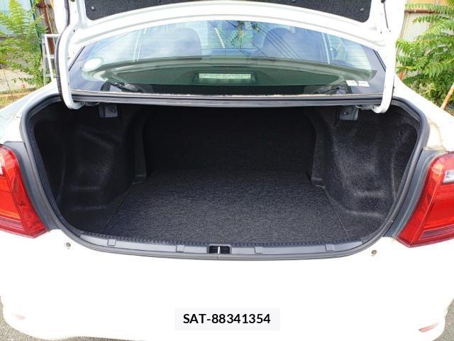 Toyota COROLLA AXIO 2021-08 8546566-7