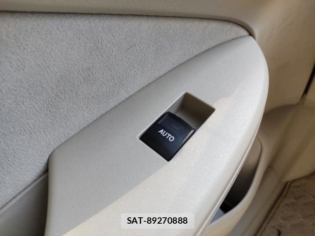 Toyota COROLLA AXIO 2011-08 8552163-12