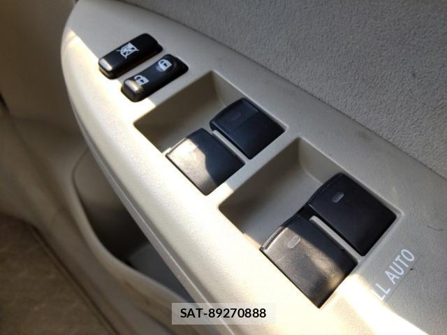 Toyota COROLLA AXIO 2011-08 8552163-13