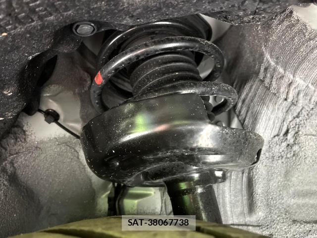 Toyota COROLLA CROSS 2024-04 8551906-18