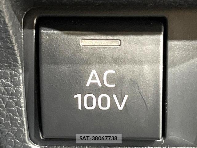 Toyota COROLLA CROSS 2024-04 8551906-5