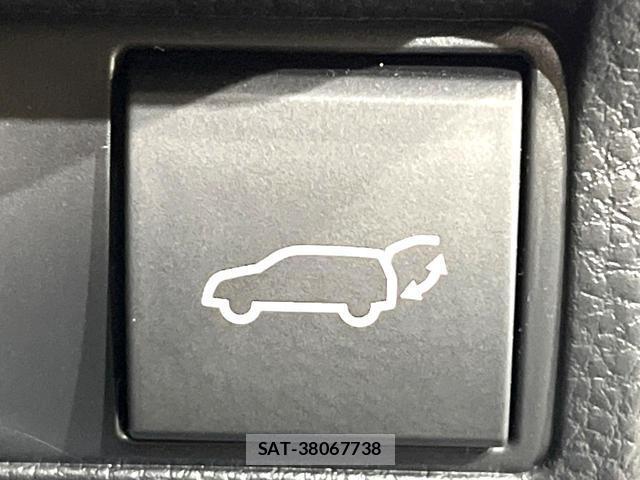 Toyota COROLLA CROSS 2024-04 8551906-6