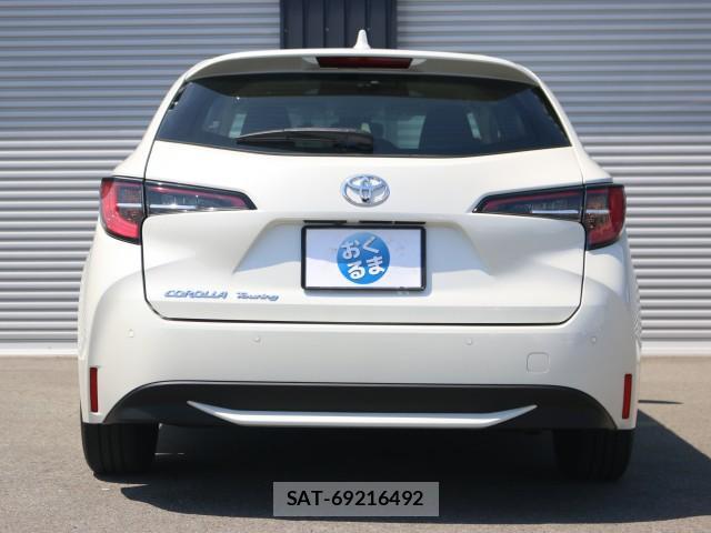 Toyota COROLLA TOURING 2021-08 8545897-1