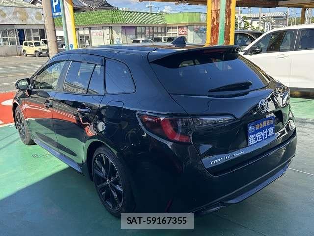 Toyota COROLLA TOURING 2025-11 8549108-1