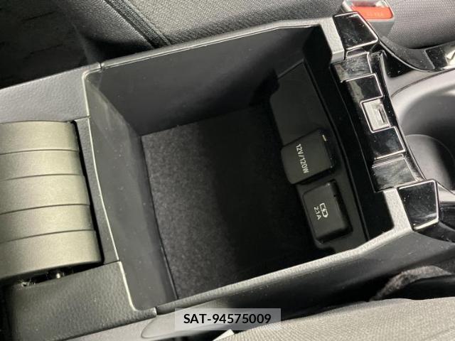 Toyota COROLLA SPORT 2018-06 8545378-17