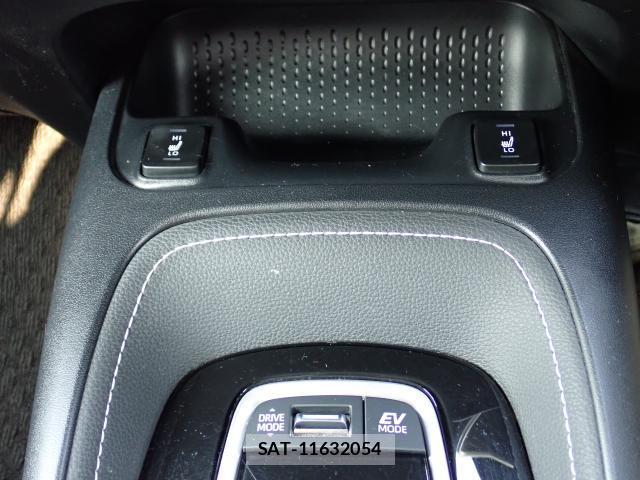 Toyota COROLLA SPORT 2021-07 8546158-17