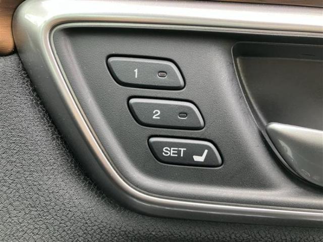 Honda CR-V 2019-04 8552453-16