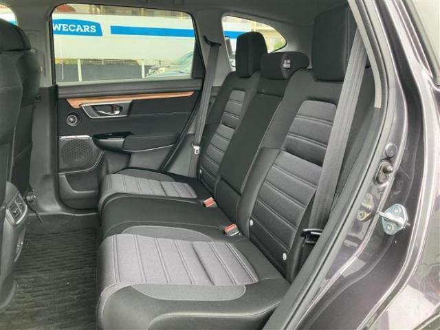 Honda CR-V 2019-04 8552453-6