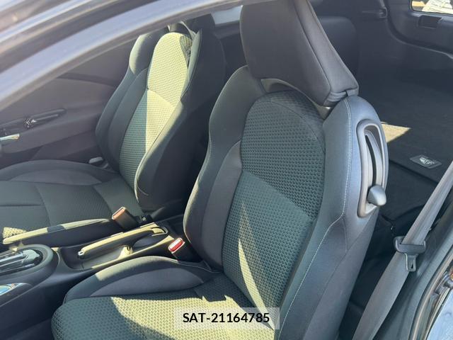 Honda CR-Z 2013-06 8546085-6