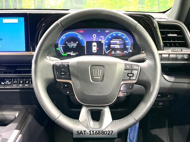 Toyota Crown Crossover 2023-06 8545381-11