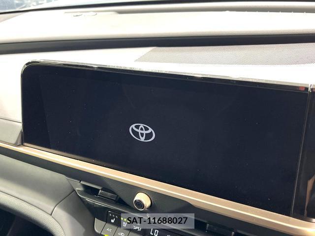 Toyota Crown Crossover 2023-06 8545381-2