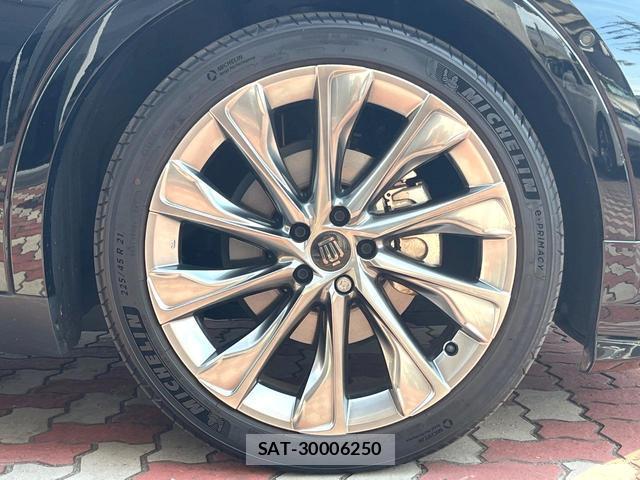 Toyota Crown Crossover 2025-02 8547274-12