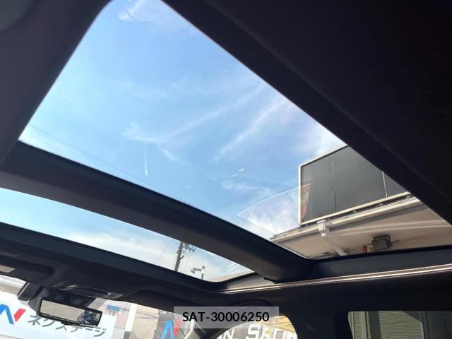 Toyota Crown Crossover 2025-02 8547274-3